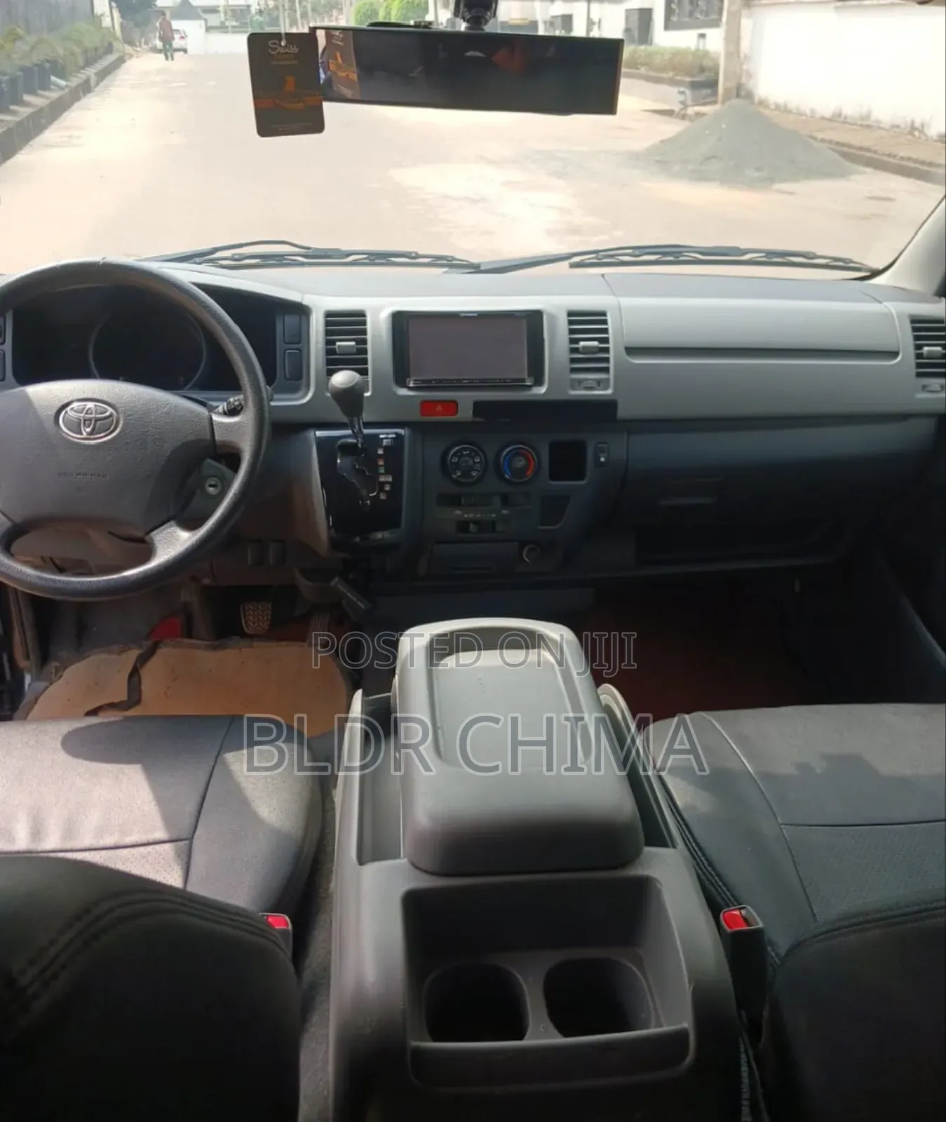 Toyota Regius 2012 Black