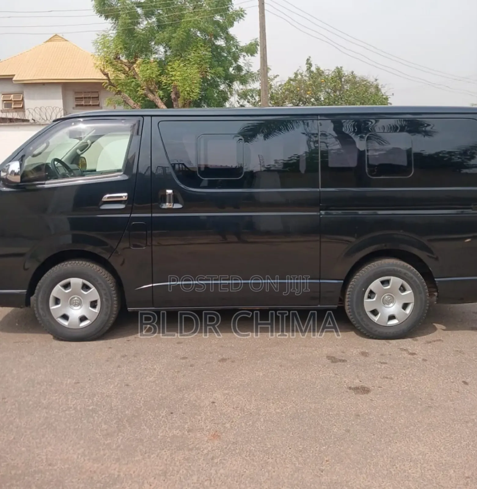 Toyota Regius 2012 Black