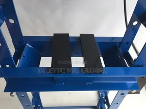 30 Ton Hydraulic Press