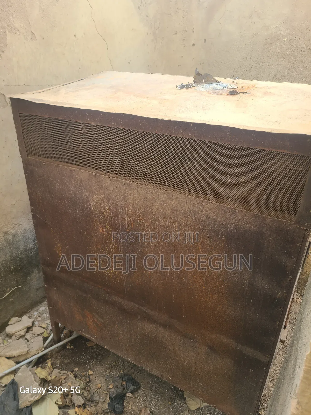 Heavy Duty Custom Dog Cage / Kennel - Well Ventilated