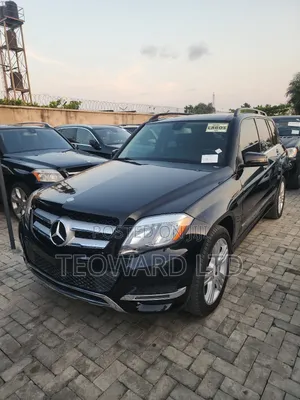 Mercedes-Benz GLK-Class 350 2014 Black