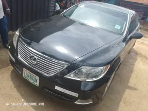 Lexus LS 2009 Black