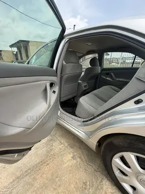 Toyota Camry LE 4dr Sedan (2.4L 4cyl 5A) 2008 Silver