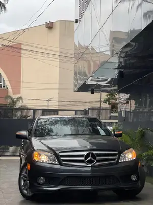 Mercedes-Benz C300 2008