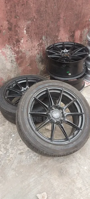 Ten Fingers Black Alloy Rim 18"