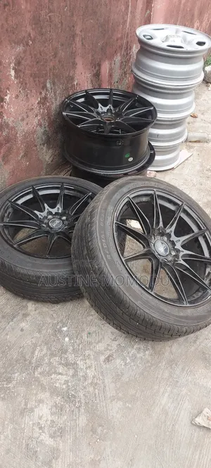 Ten Fingers Black Alloy Rim 18"