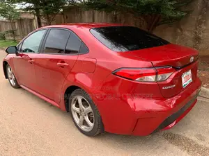 Toyota Corolla LE 2020 Red