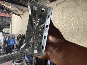 100 by 50mm Cable Tray With Cover