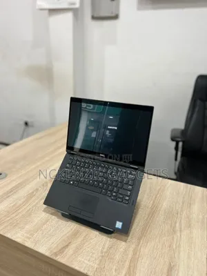Laptop Dell Latitude 7390 8GB Intel Core i5 SSD 256GB