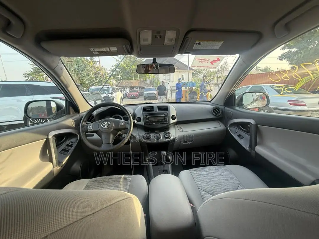 Toyota RAV4 2013 Silver