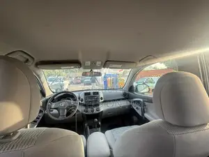 Toyota RAV4 2013 Silver