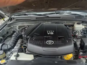 Toyota 4-Runner Limited 2008 Silver