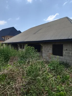 2bdrm Block of Flats in Covenant Avenue for sale