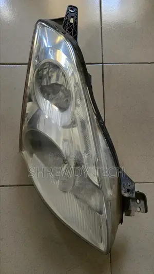 Nissan Altima Headlight