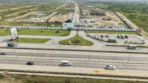 A Verified C of O 500sqm of Land at Lekki Aviation Town