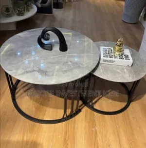 Unique Style Centre Table Set.
