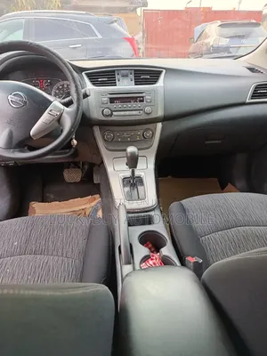 Nissan Sentra SV 4dr Sedan (1.8L 4cyl CVT) 2014 Black