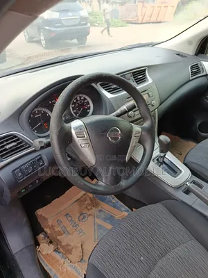 Nissan Sentra SV 4dr Sedan (1.8L 4cyl CVT) 2014 Black