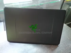 Laptop Razer Blade Stealth 16GB Intel Core i7 SSD 256GB