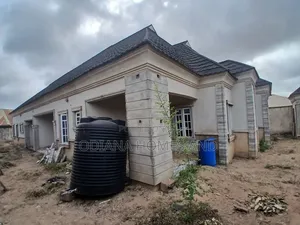 4bdrm Bungalow in Liberty Academy, Off for sale