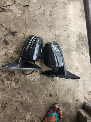 C300 2013 Set of Side Mirror