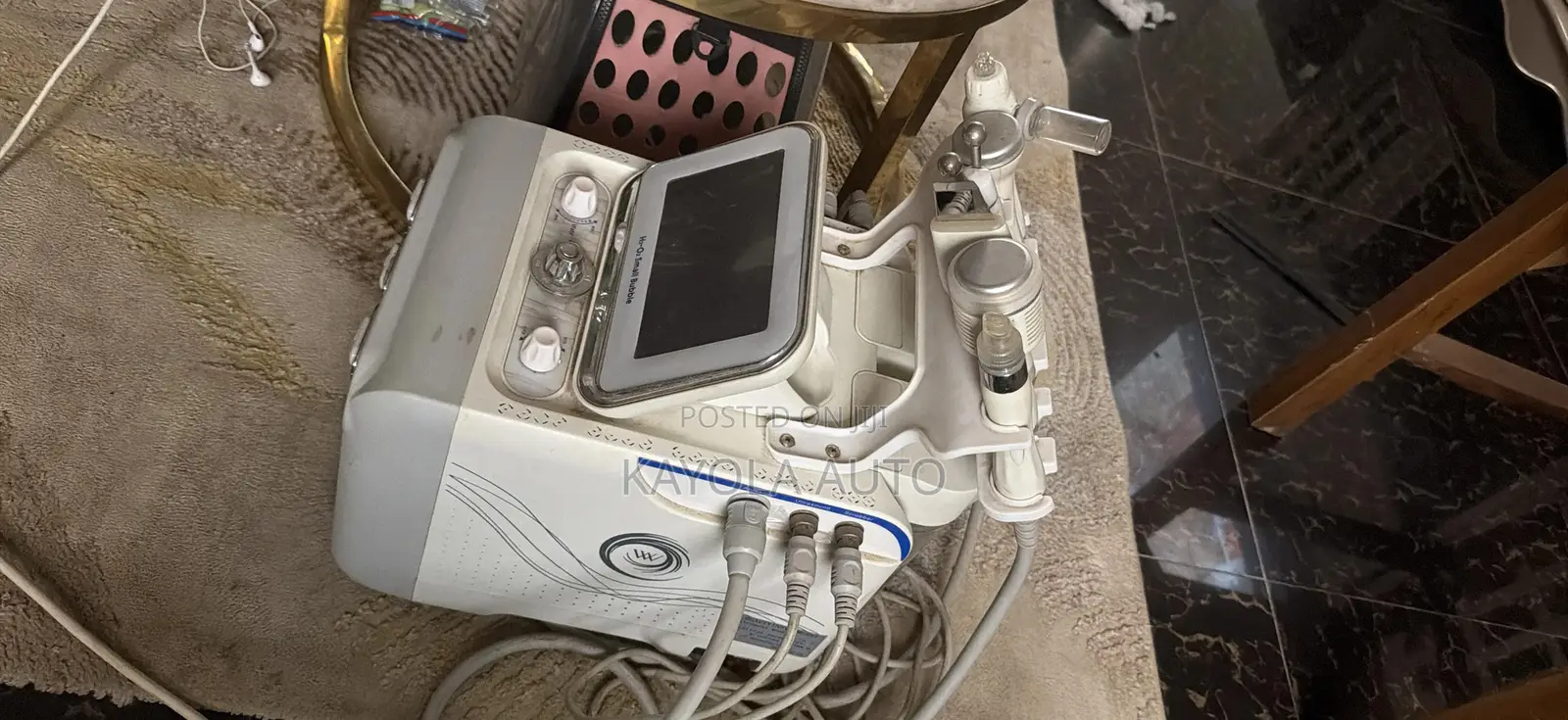 Hydra Facial Machine