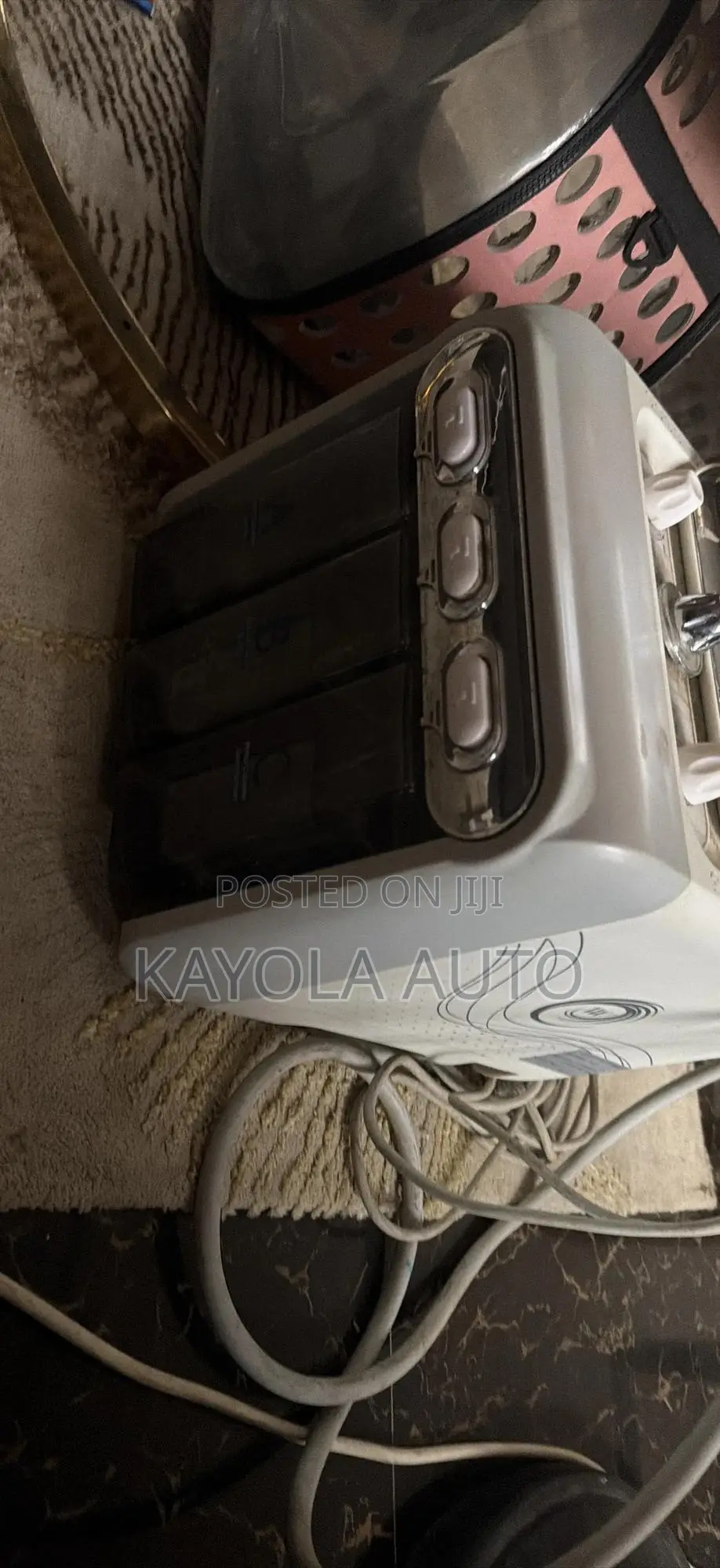 Hydra Facial Machine