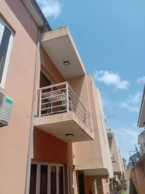 2bdrm Apartment in Agungi for rent