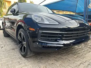 Porsche Cayenne 2019 Blue
