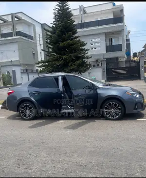 Toyota Corolla S Plus 4dr Sedan (1.8L 4cyl CVT) 2016 Gray