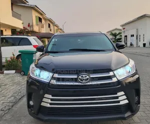 Toyota Highlander XLE V6 4x4 (3.5L 6cyl 6A) 2016 Black