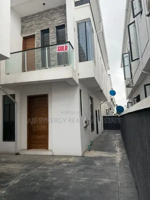 4bdrm Duplex in Ikota for rent