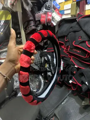 Plush Steering Wheel Cover Soft Anti-Slip Grip (Red,Blue,Yellow,Black)