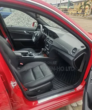 Mercedes-Benz C300 Luxury 4Matic Sedan AWD (3.5L 6cyl 7A) 2013 Red