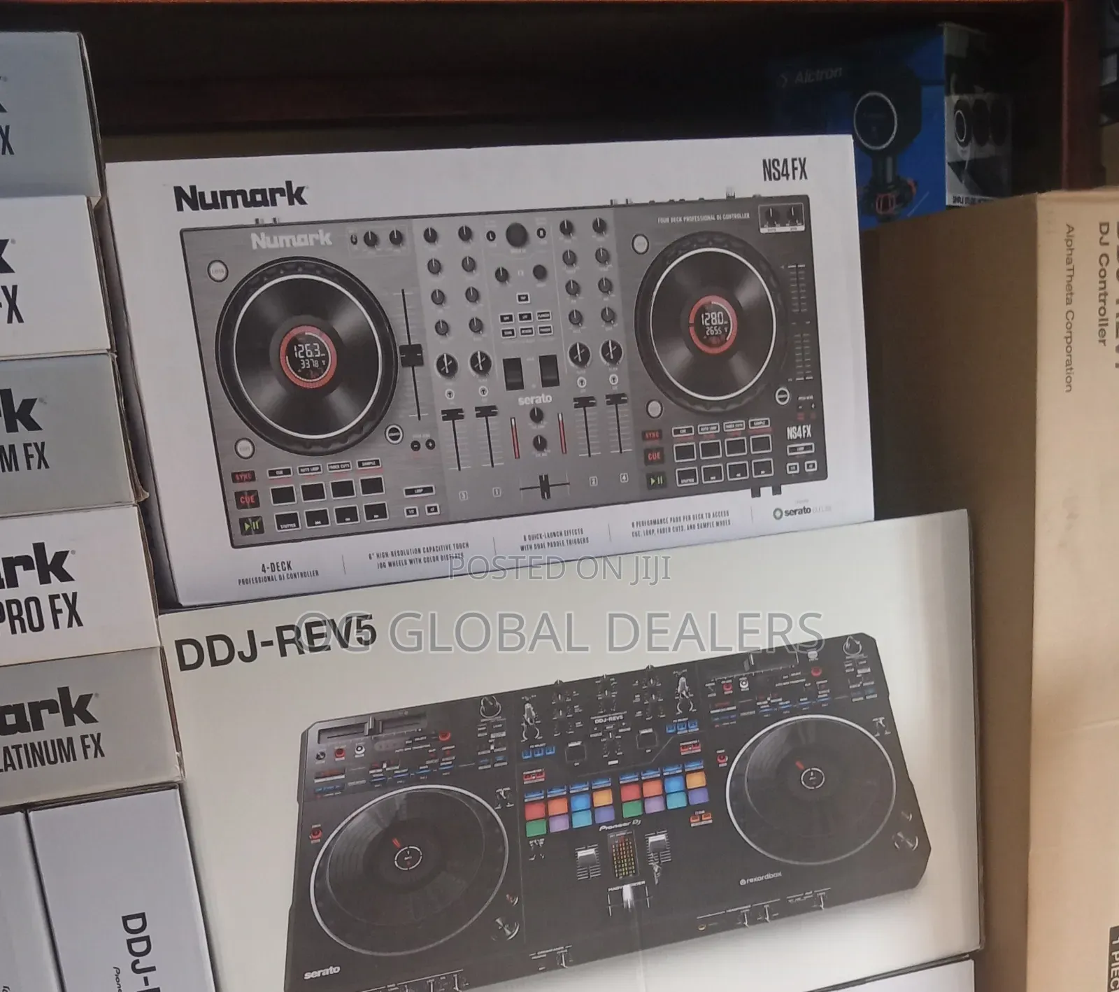 Numark Ns4fx 4-Channel Dj Controller.