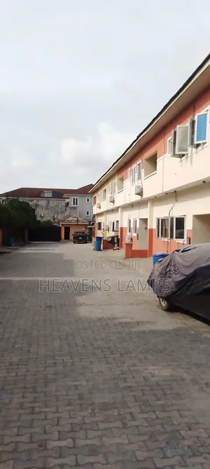 3bdrm Duplex in Alpha Estate, Igbo-efon for rent