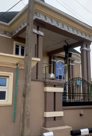 Furnished 5bdrm Duplex in Baruwa for sale