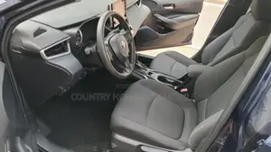 Toyota Corolla LE 2020 Blue