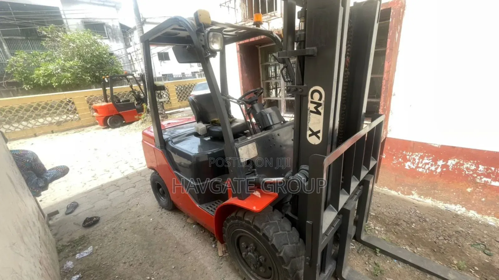 3 and 5 Tons Forklift for Rent