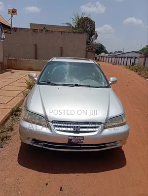 Honda Accord 2002 Silver