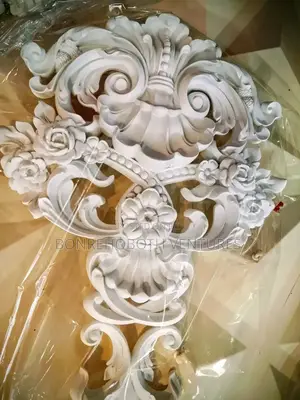 Wall Molding Ornaments