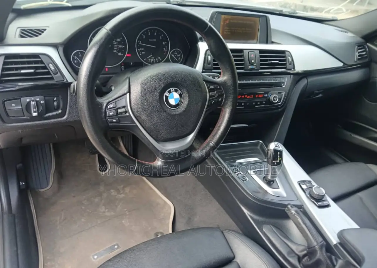 BMW 328i 2012 Silver
