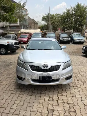Toyota Camry 2011 Silver