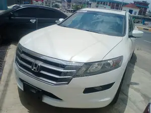 Honda Accord Crosstour 2012 White