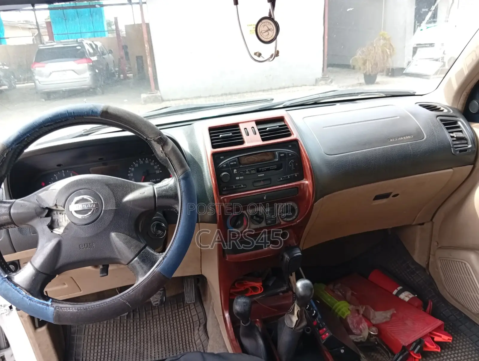 Nissan Terrano 2001 White