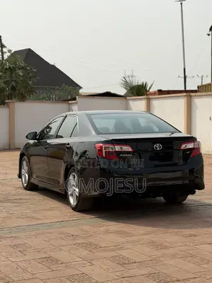 Toyota Camry SE 4dr Sedan (2.5L 4cyl 6A) 2013 Black