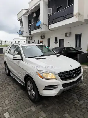 Mercedes-Benz M Class ML350 4MATIC 4dr SUV AWD (3.5L 6cyl 7A) 2015