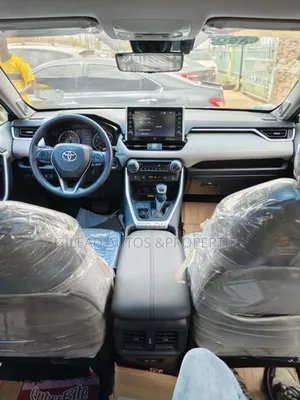 Toyota RAV4 XLE Premium 2022 Blue