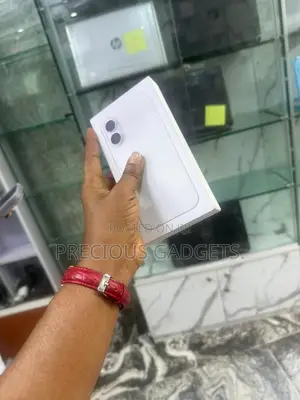 New Apple iPhone 16 Plus 128 GB