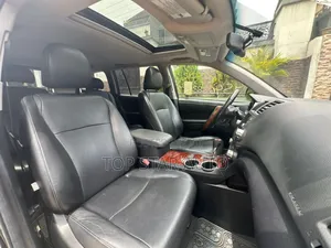 Toyota Highlander Limited 2012 Black